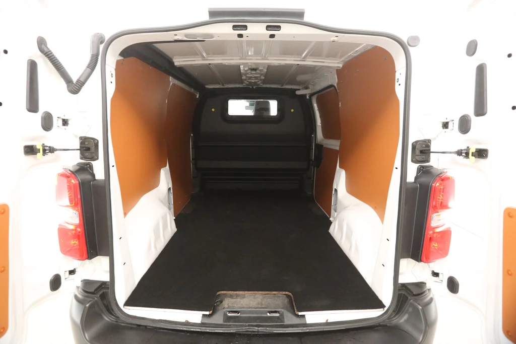  https://morgenlease.images.ilsa.cloud/dd533a8e-e500-4435-a6a2-aef8043cf654.webp