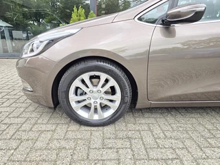 https://morgenlease.images.ilsa.cloud/de9a49aa-a9f1-4748-bb17-379218743233.webp