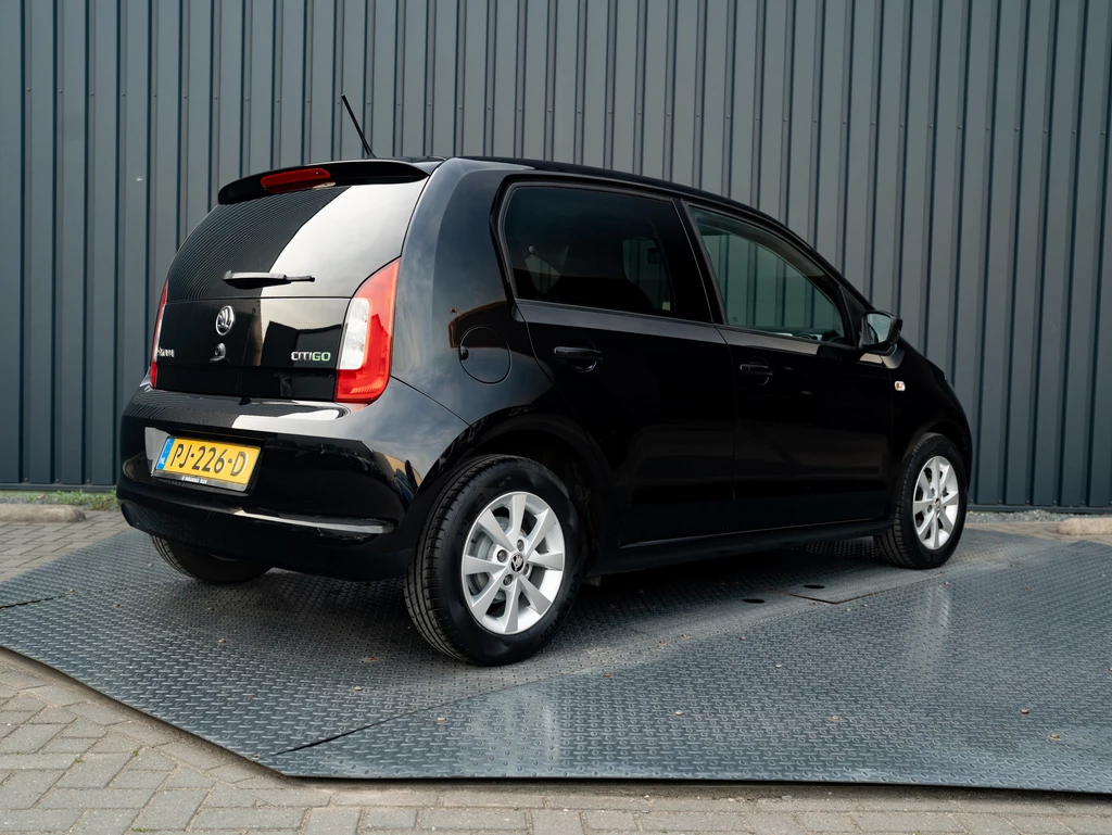  https://morgenlease.images.ilsa.cloud/deb33293-8bd7-4f5f-83d9-00ccb7351f36.webp