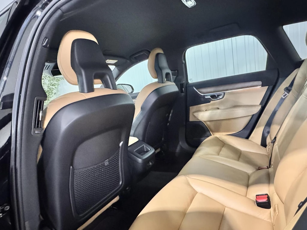  https://morgenlease.images.ilsa.cloud/deebb2d7-6da1-4725-9280-aa2bbac70444.webp