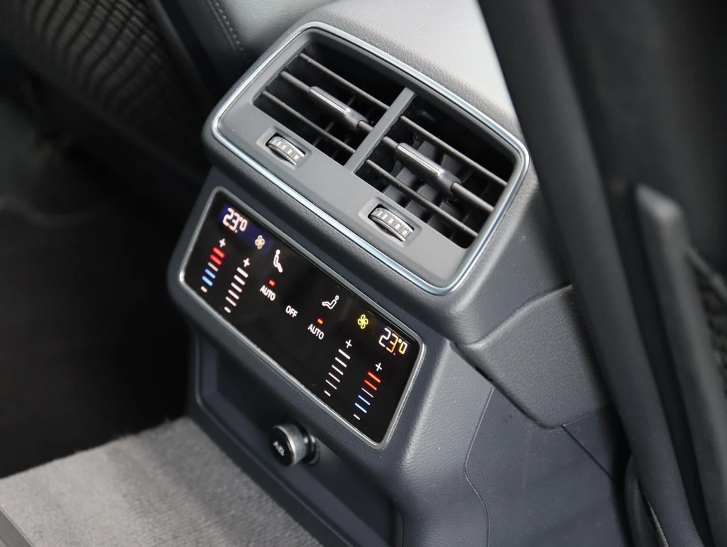  https://morgenlease.images.ilsa.cloud/df03fa03-a729-4be6-9093-e46041d66771.webp