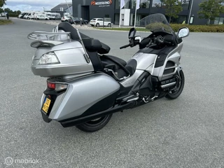https://morgenlease.images.ilsa.cloud/e05aa9f3-3987-4371-b173-6b4f357e6158.webp