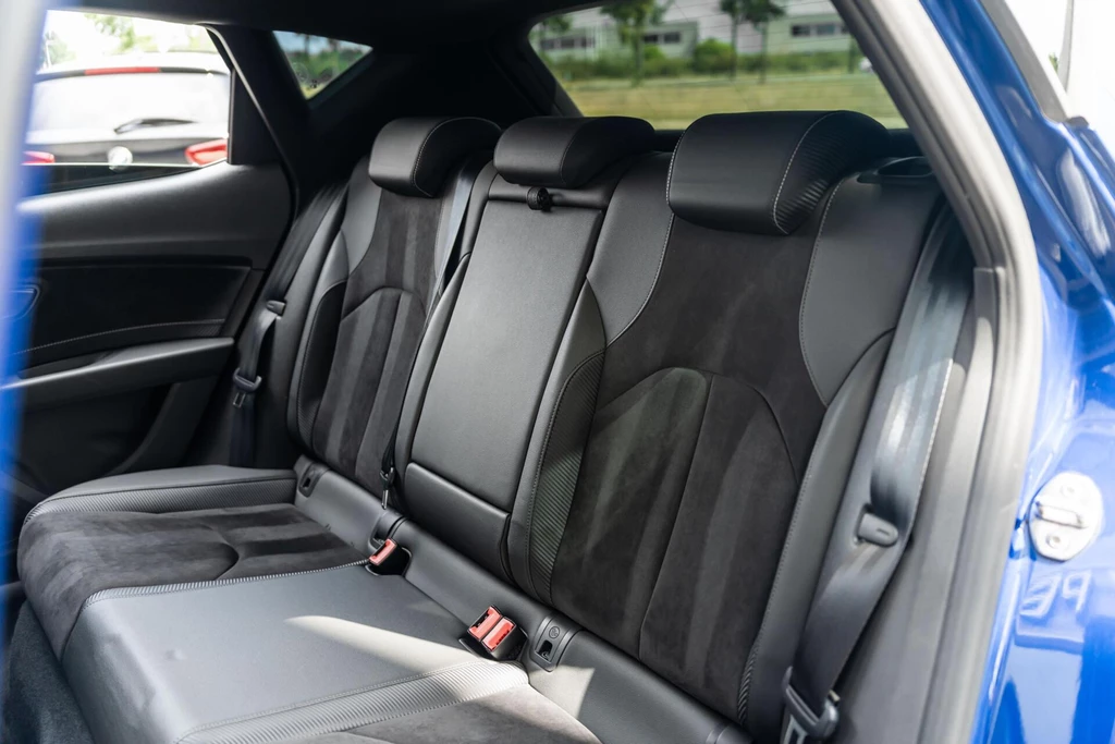  https://morgenlease.images.ilsa.cloud/e0aaad84-fb41-476b-9582-b4729d289e5f.webp