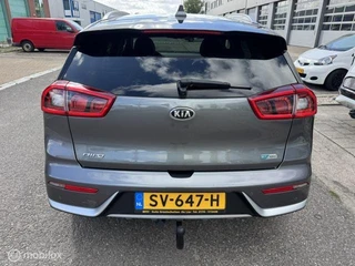 https://morgenlease.images.ilsa.cloud/e100d78f-b0b4-4777-8d5d-d80998c191f4.webp