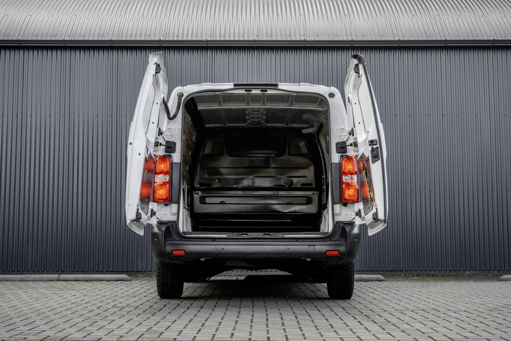  https://morgenlease.images.ilsa.cloud/e255daf5-08aa-4016-8c11-c3f58f3d655d.webp