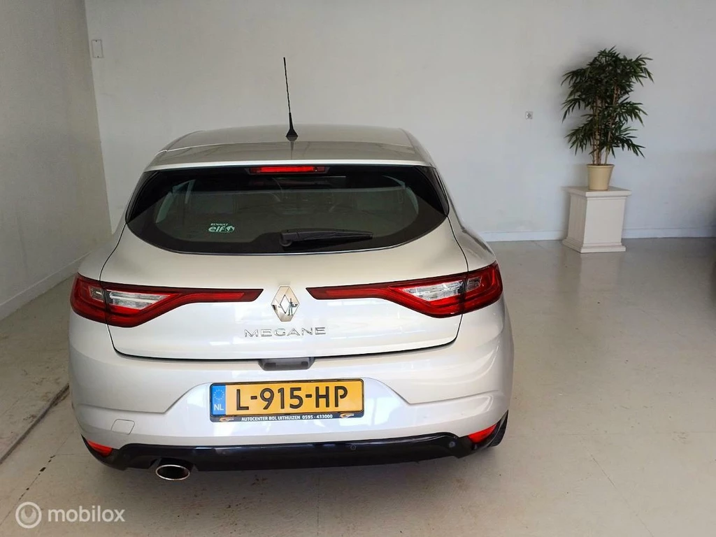  https://morgenlease.images.ilsa.cloud/e296cab2-5ac3-4601-bff0-de02b5e4fa54.webp
