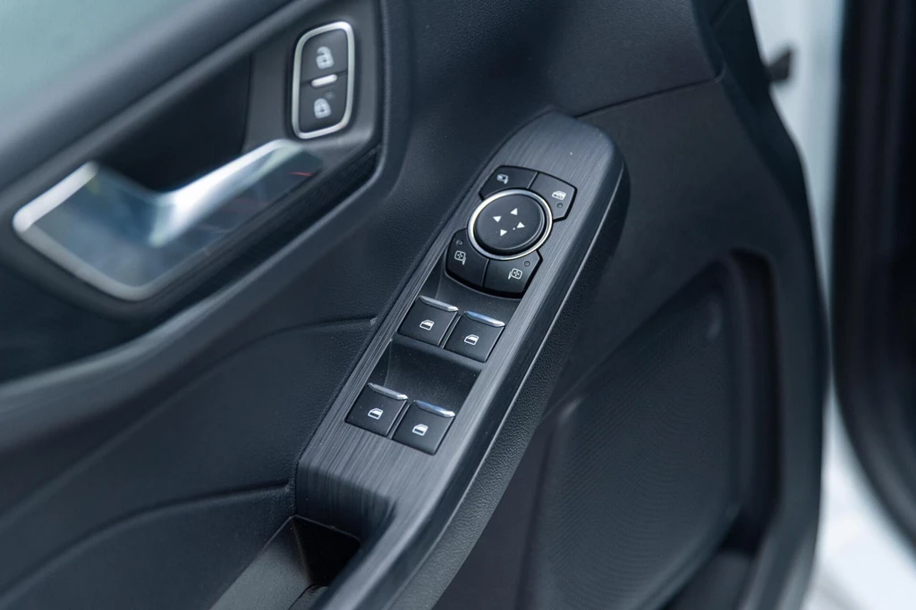  https://morgenlease.images.ilsa.cloud/e47b7137-2be7-47c0-9e6a-32bb001fc3a4.webp