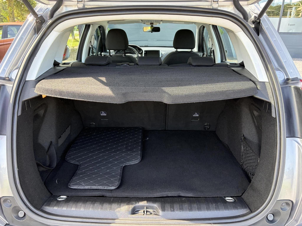  https://morgenlease.images.ilsa.cloud/e5efb362-dc3b-4d11-8de3-165fe88204be.webp