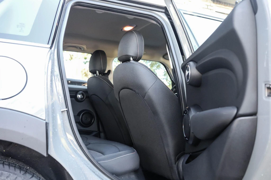  https://morgenlease.images.ilsa.cloud/e6f2b8f6-b985-4c23-86d4-644e064cc6f1.webp