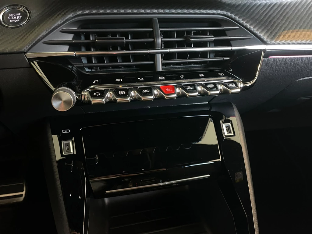  https://morgenlease.images.ilsa.cloud/ecb2e17a-d733-40ba-8d77-550d9328aac9.webp