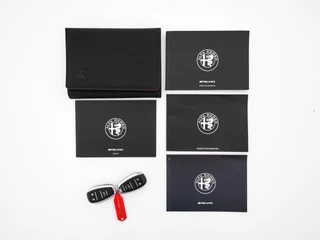 https://morgenlease.images.ilsa.cloud/edc140fa-0c6a-413d-96cc-ff5c951b614f.webp