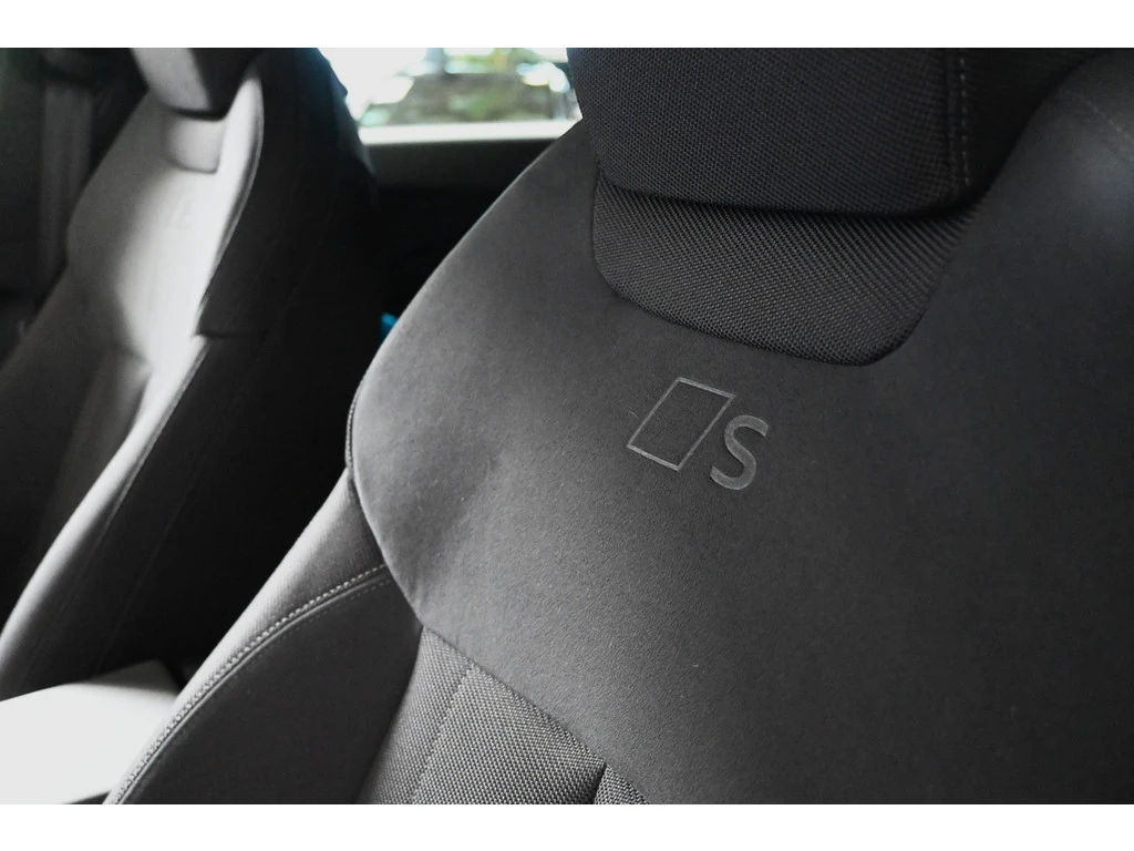  https://morgenlease.images.ilsa.cloud/ee25e79d-cd80-4a94-af3d-9e906e1f34f0.webp
