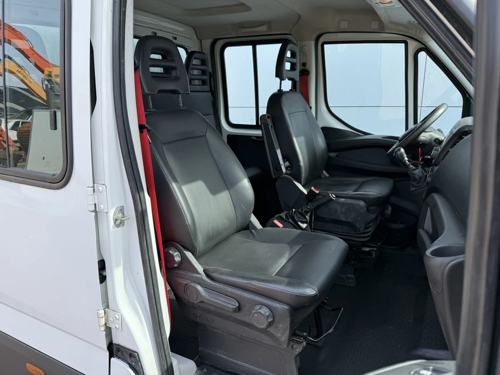  https://morgenlease.images.ilsa.cloud/f2f7b300-d322-48e3-a8f2-ffff26a7c8e0.webp