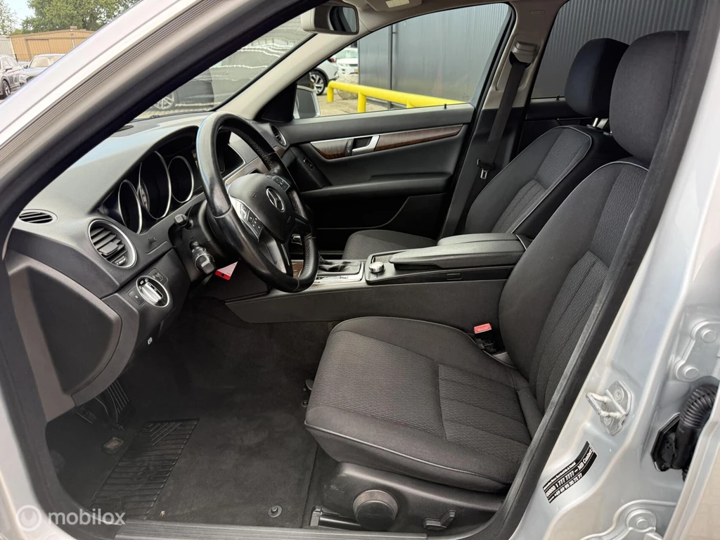  https://morgenlease.images.ilsa.cloud/f36325a3-7ed8-4bfd-b7e1-0a7f2fd40acf.webp