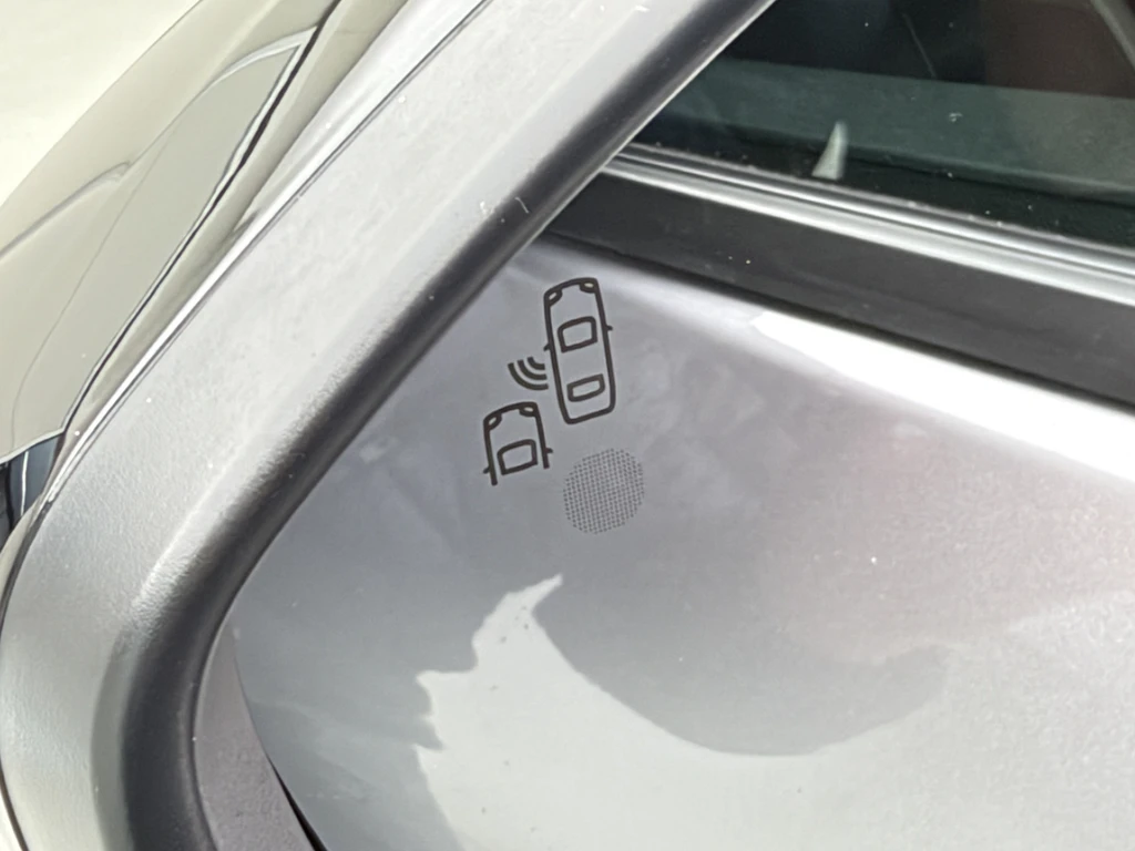  https://morgenlease.images.ilsa.cloud/f3cf2be2-b116-4337-b185-7c4a3c94f3d6.webp