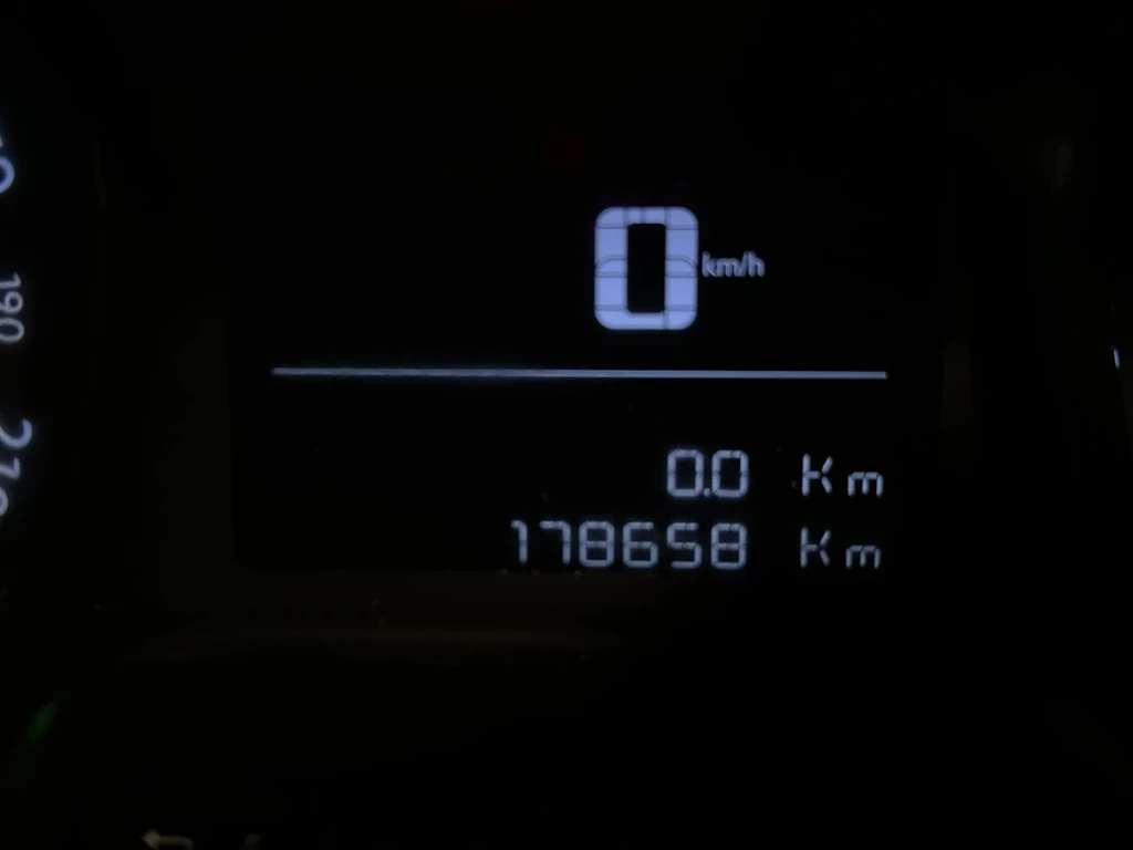  https://morgenlease.images.ilsa.cloud/f43c32f4-bcb4-455c-9d4f-48fb885eafd7.webp