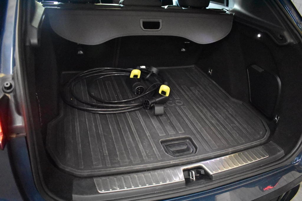  https://morgenlease.images.ilsa.cloud/fb45b7db-862e-46d9-bf02-6d789b190f96.webp