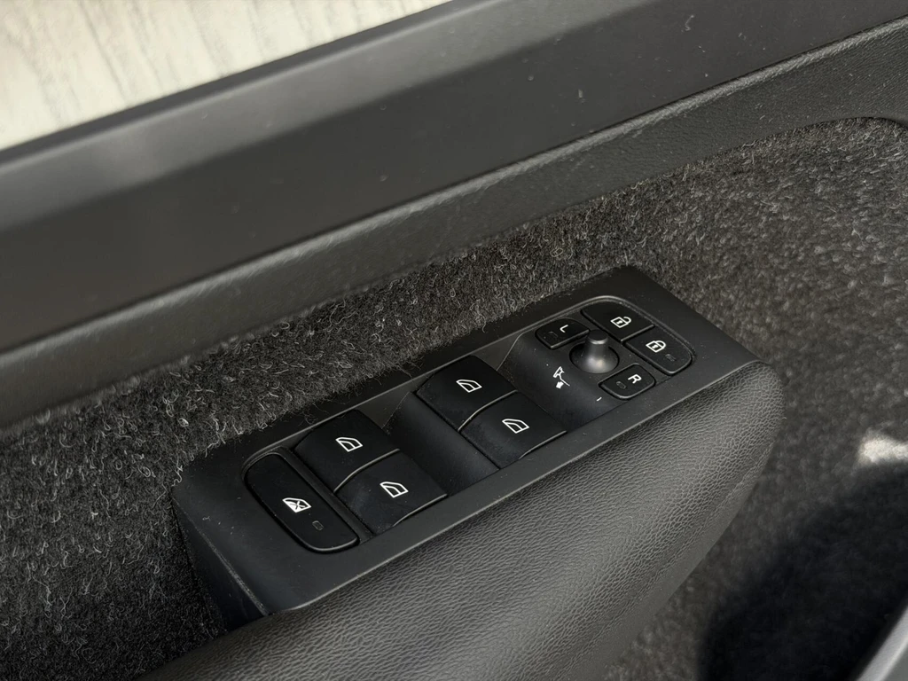  https://morgenlease.images.ilsa.cloud/fbc035e0-69e0-4487-801d-51420d636755.webp